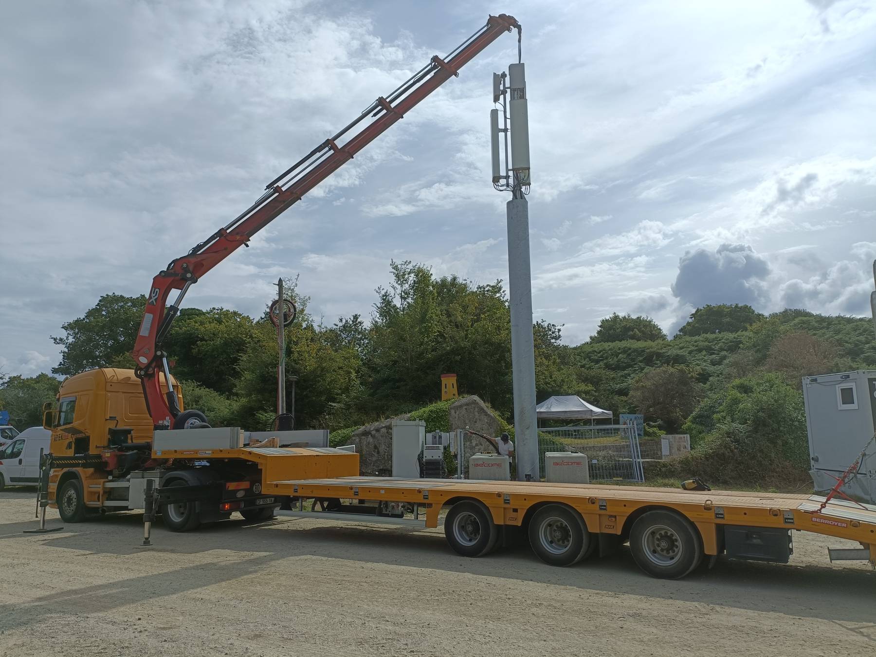 Camion Grue auxiliaire Mayenne