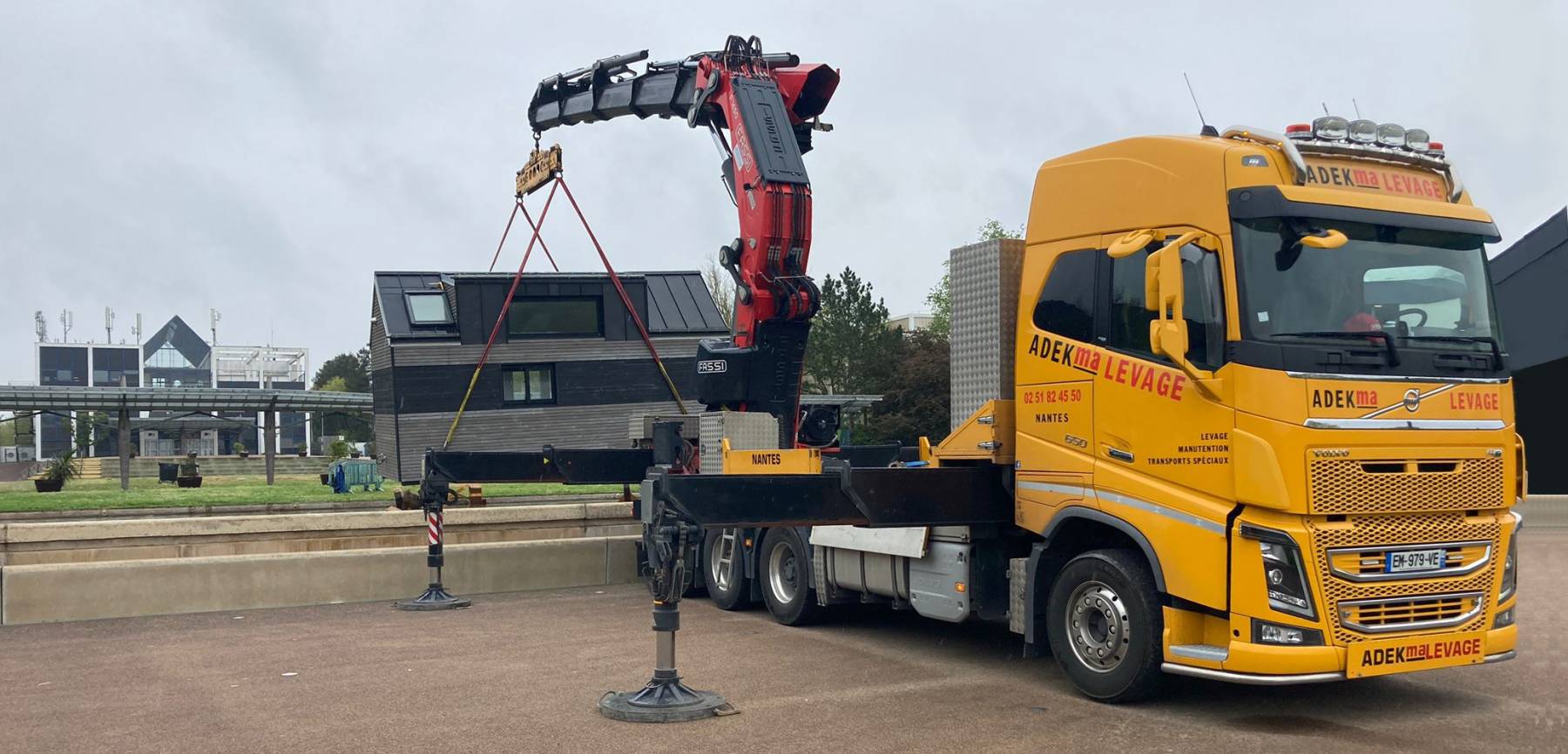 Camion grue auxiilaire Nantes